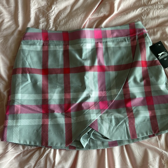 Women’s medium Slazenger golf set. Neon pink and gray. Top M, bottom 8 - Picture 4 of 6